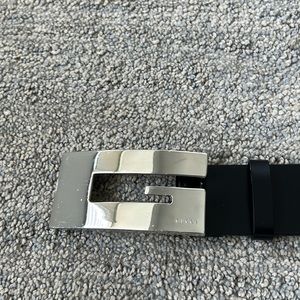 Gucci black leather belt. Sz 95. Unisex. Vintage.